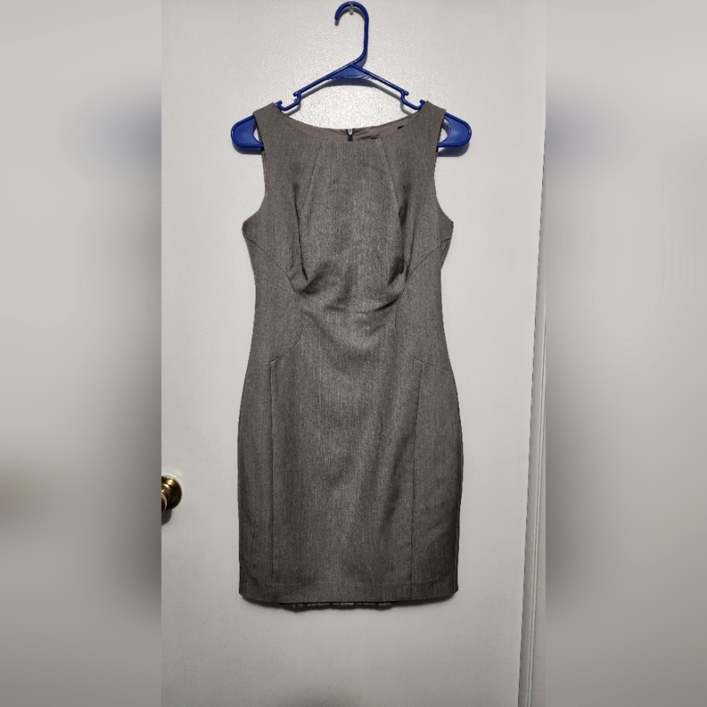 Size 2, Silver/gray Venus Mini Dress. Pristinecondition.